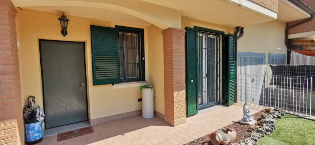 Villette a schiera in vendita a Borgo San Giovanni