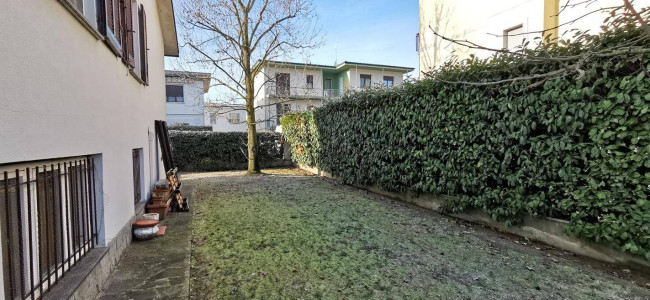 Villa in vendita a Lodi