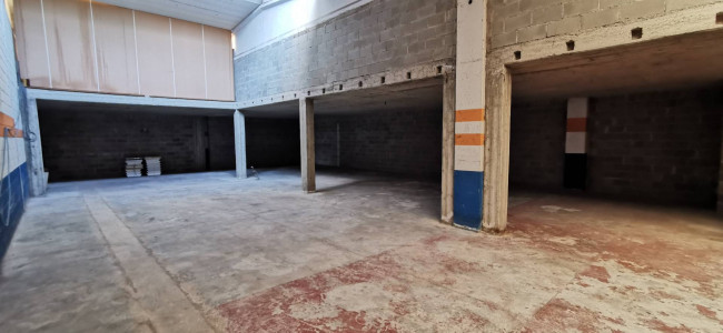 Locale commerciale in vendita a Pantigliate