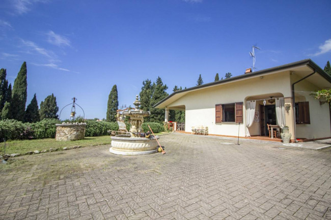 Casa / Villa in Vendita a Massarosa