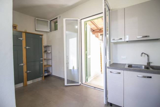 Casa indipendente in vendita a Marina Di Pietrasanta, Pietrasanta (LU)