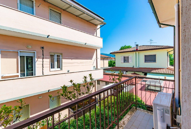 Appartamento in vendita a Lido Di Camaiore, Camaiore (LU)