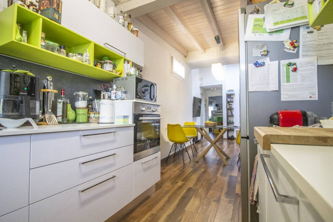 Casa indipendente in vendita a Torre Del Lago Puccini, Viareggio (LU)