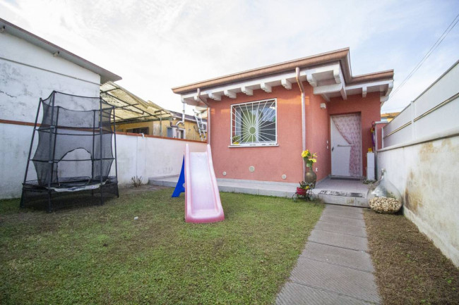 Casa indipendente in vendita a Torre Del Lago Puccini, Viareggio (LU)