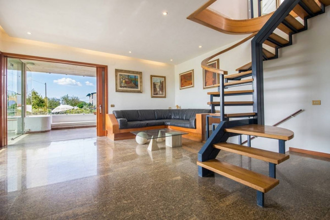 Casa / Villa in Vendita a Camaiore