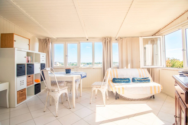 Appartamento in Vendita a Viareggio
