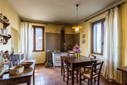 Villa in vendita a Montù Beccaria (PV)