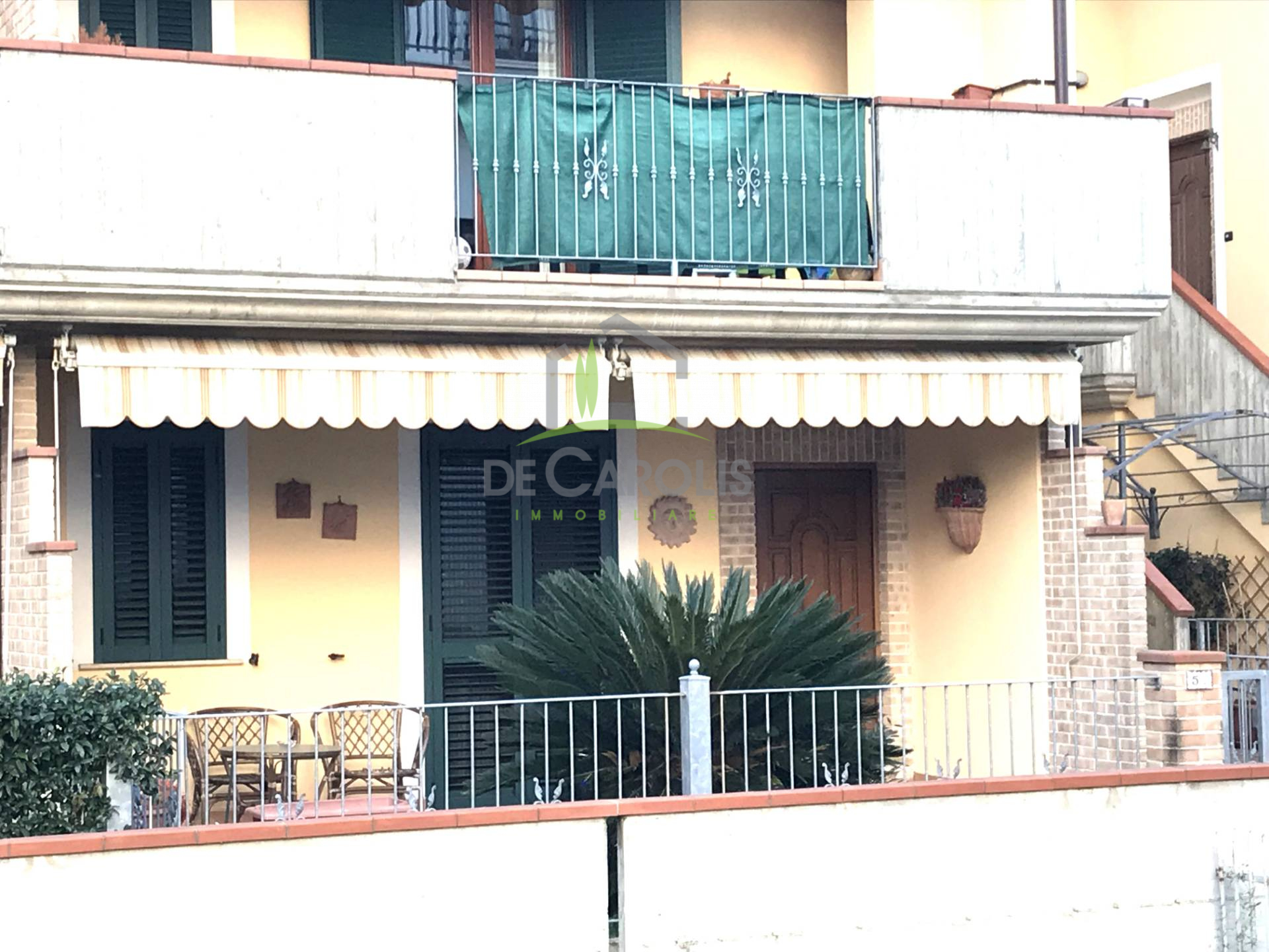 Appartamento FOLIGNANO vendita  Piane di Morro  De Carolis Immobiliare