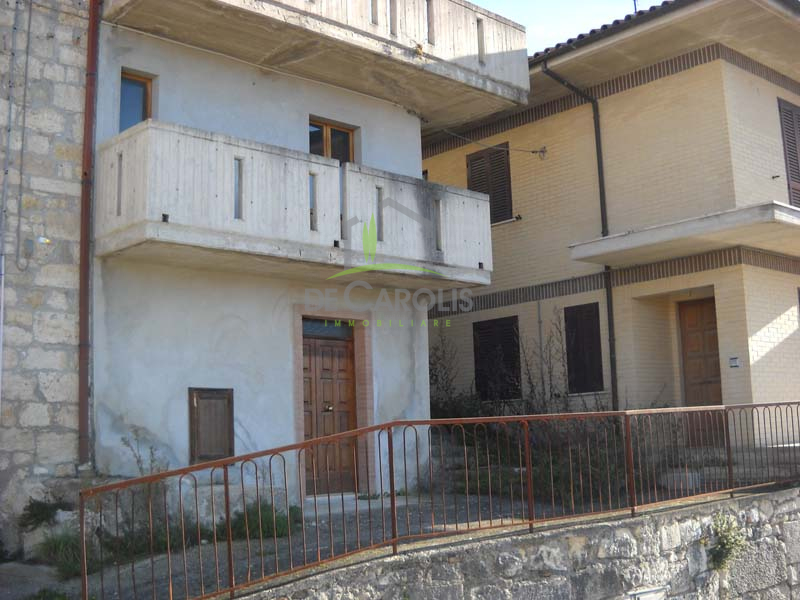 Casa indipendente in vendita a San Vito, Valle Castellana (TE)