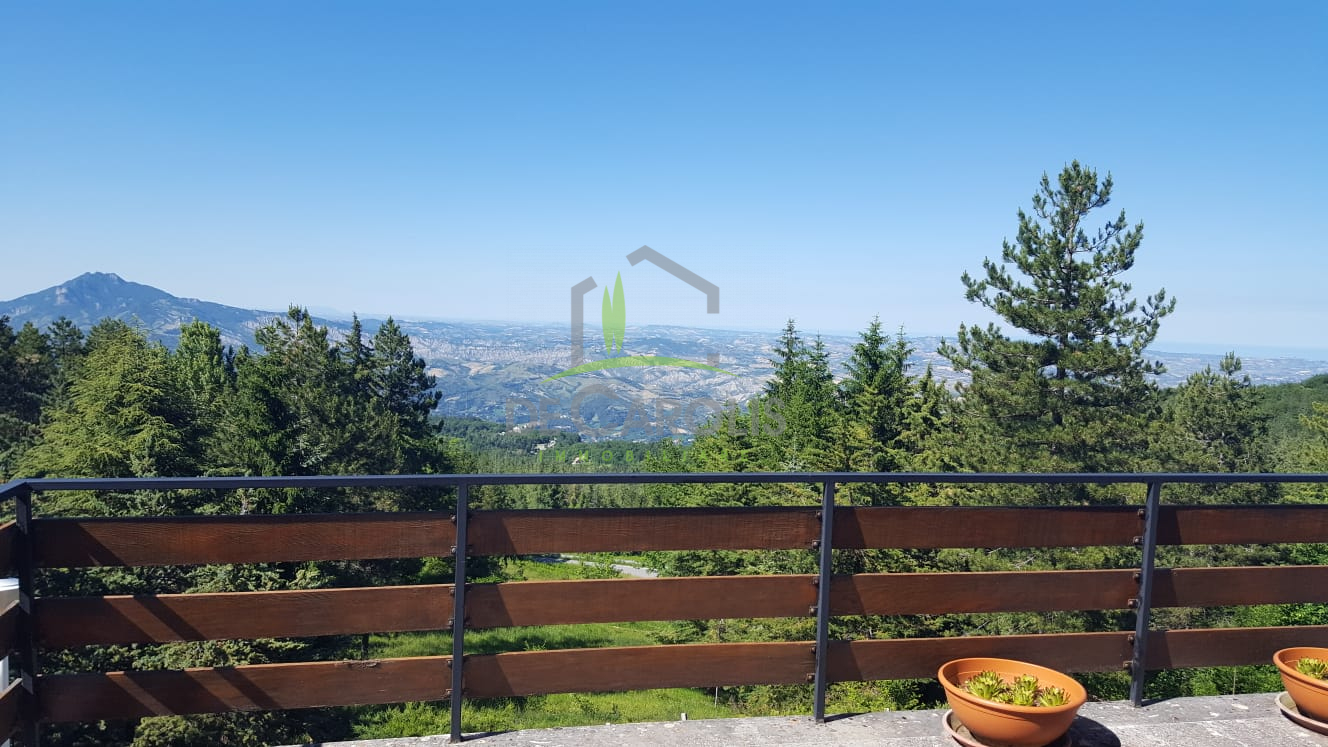 Villa ASCOLI PICENO vendita  Colle San Marco  De Carolis Immobiliare