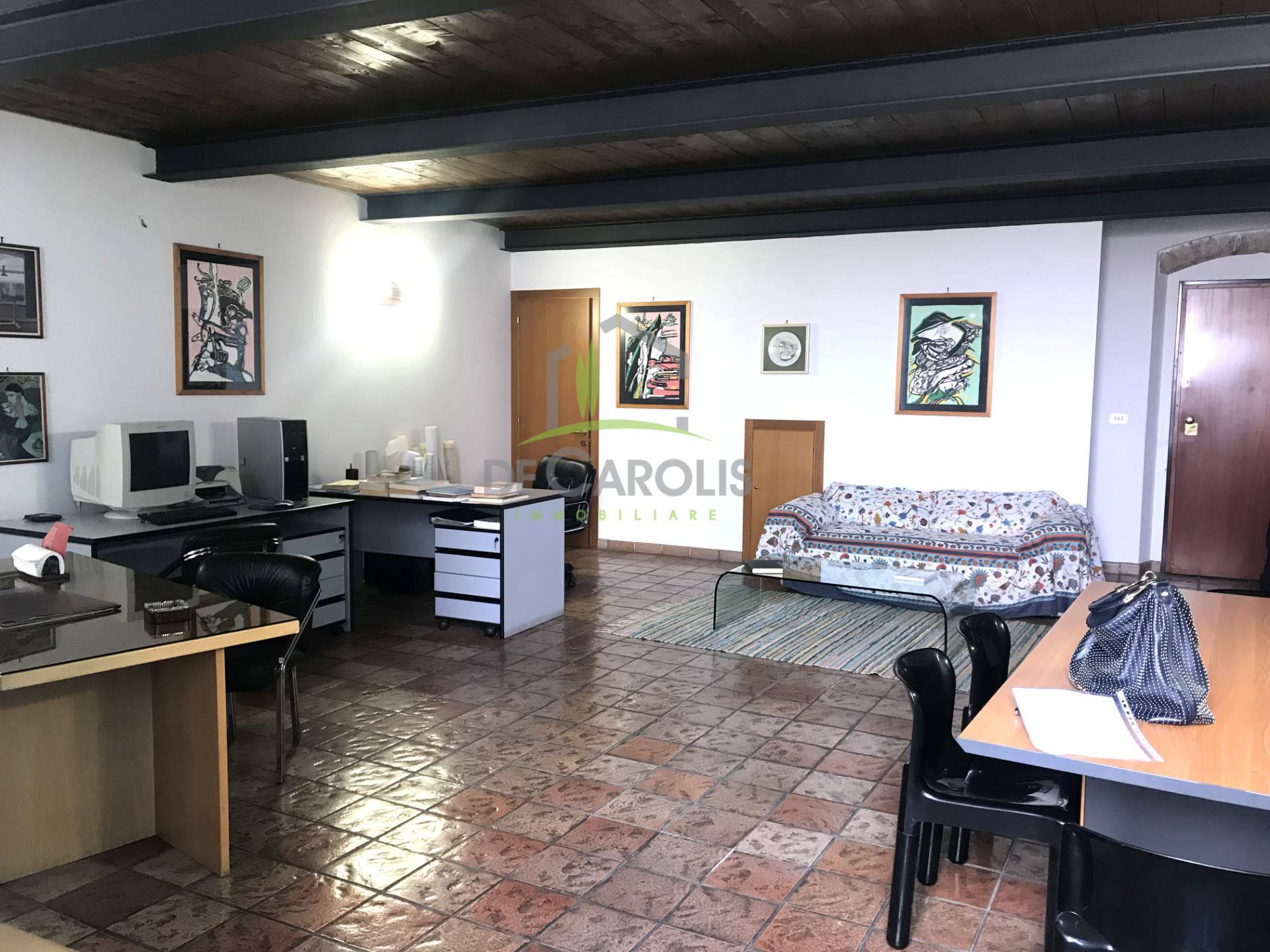 Ufficio - Loc.Com. ASCOLI PICENO affitto  Centro Storico  De Carolis Immobiliare