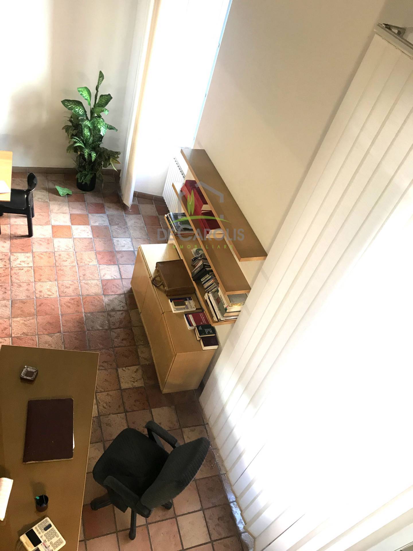 Ufficio - Loc.Com. ASCOLI PICENO affitto  Centro Storico  De Carolis Immobiliare
