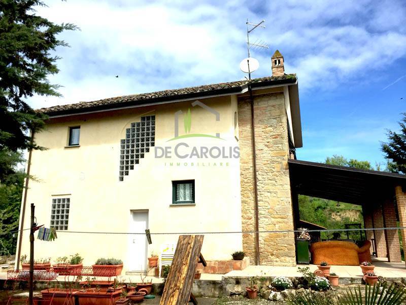 Villa Unifamiliare - Indipendente VENAROTTA vendita  Cerreto  De Carolis Immobiliare