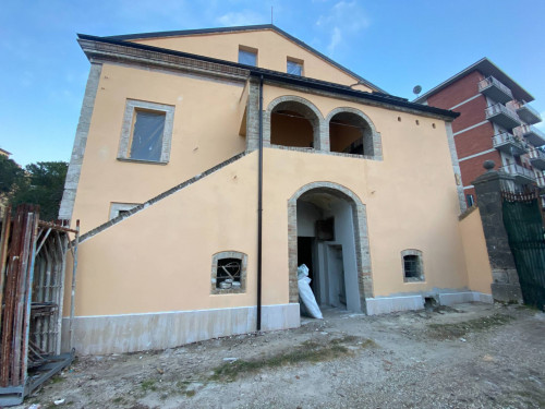 Casa singola in Vendita a Ascoli Piceno