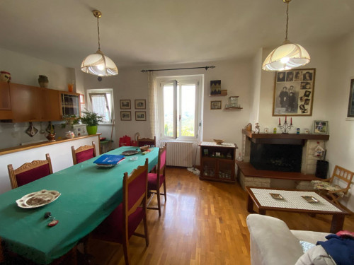 Appartamento in Vendita a Castignano
