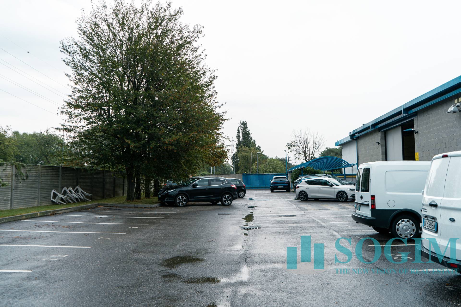 Fondo commerciale in vendita a Desio (MB)
