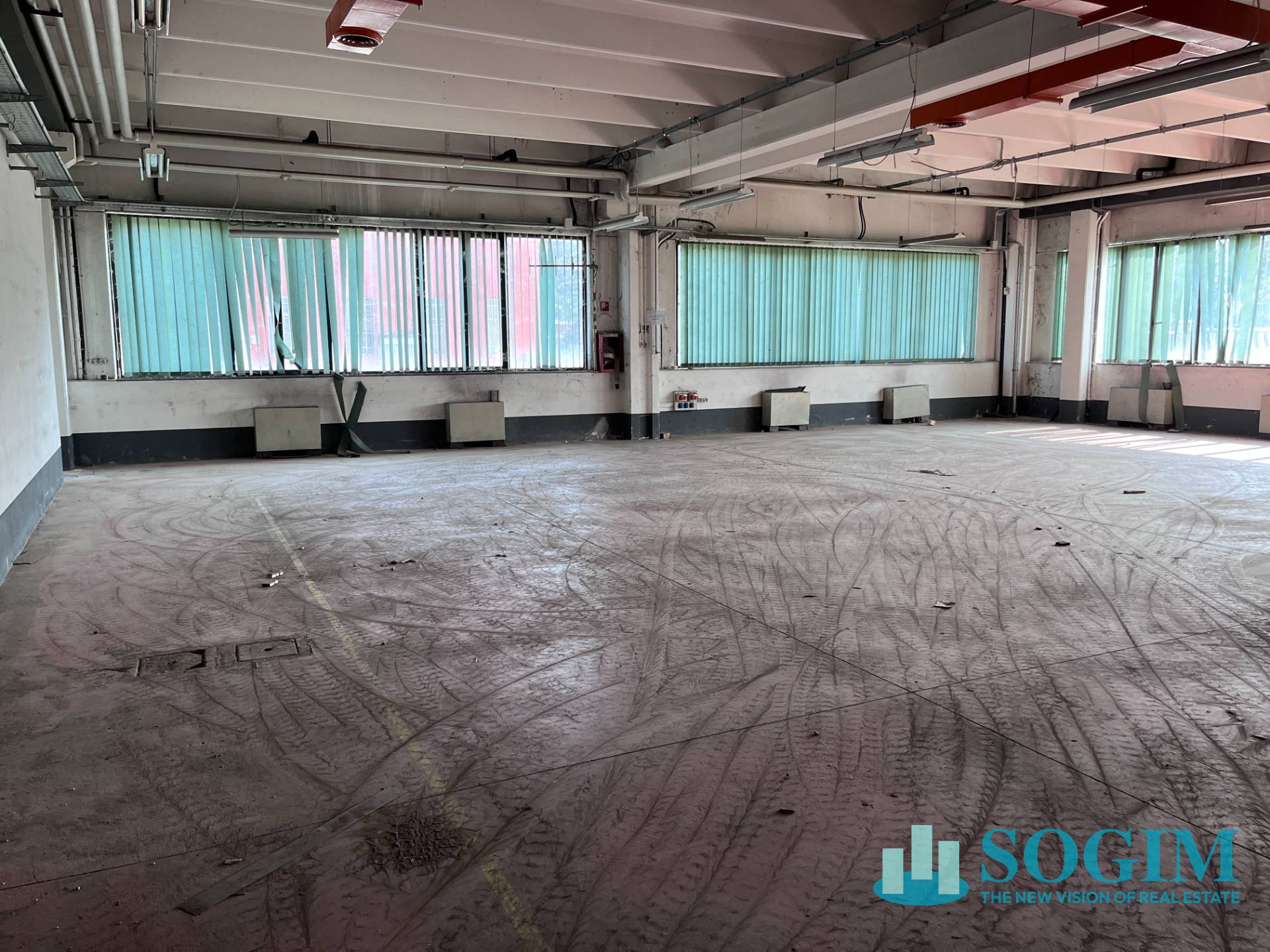 Capannone in Vendita