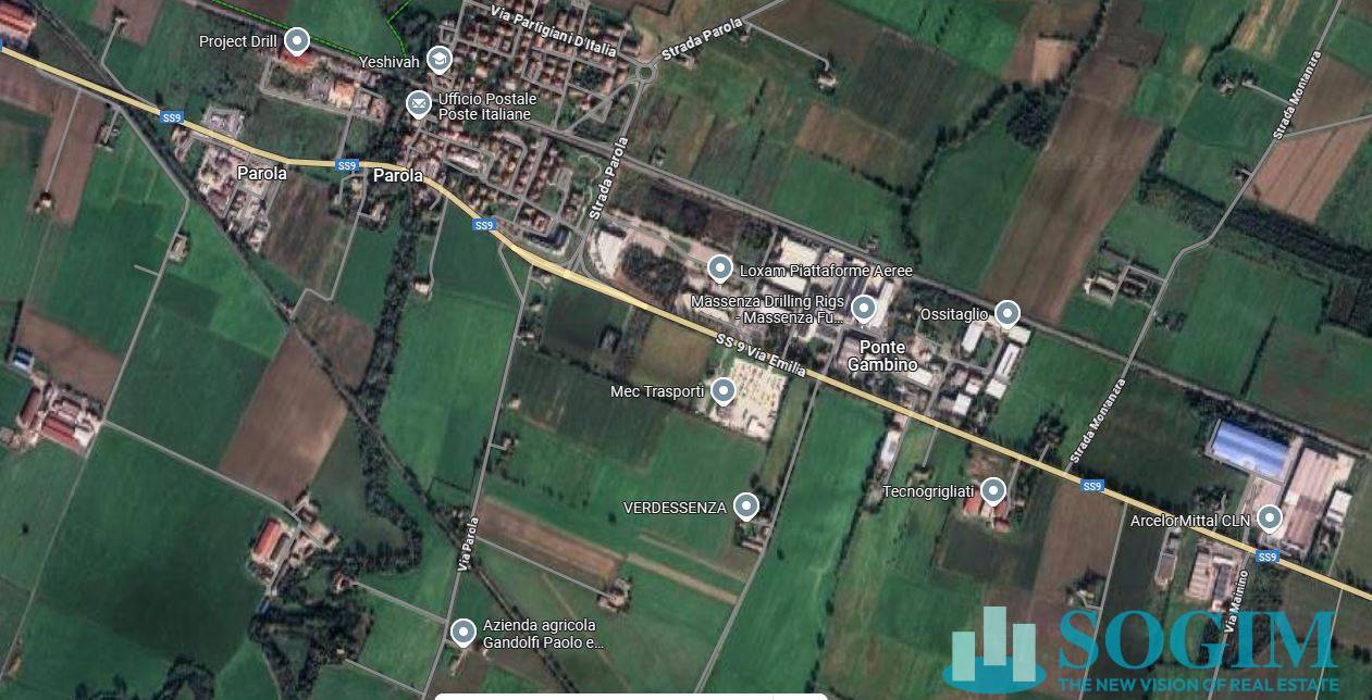 Capannone in Affitto