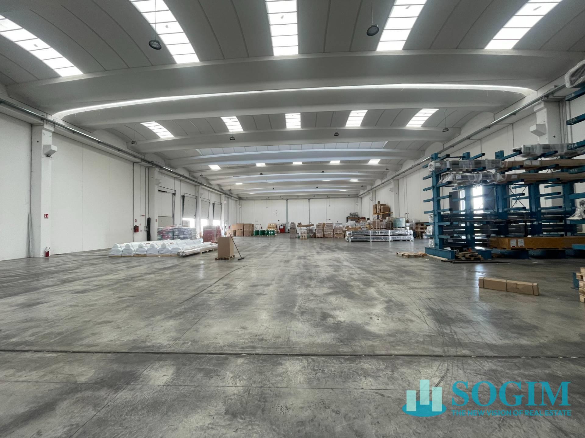 Logistics for Rent