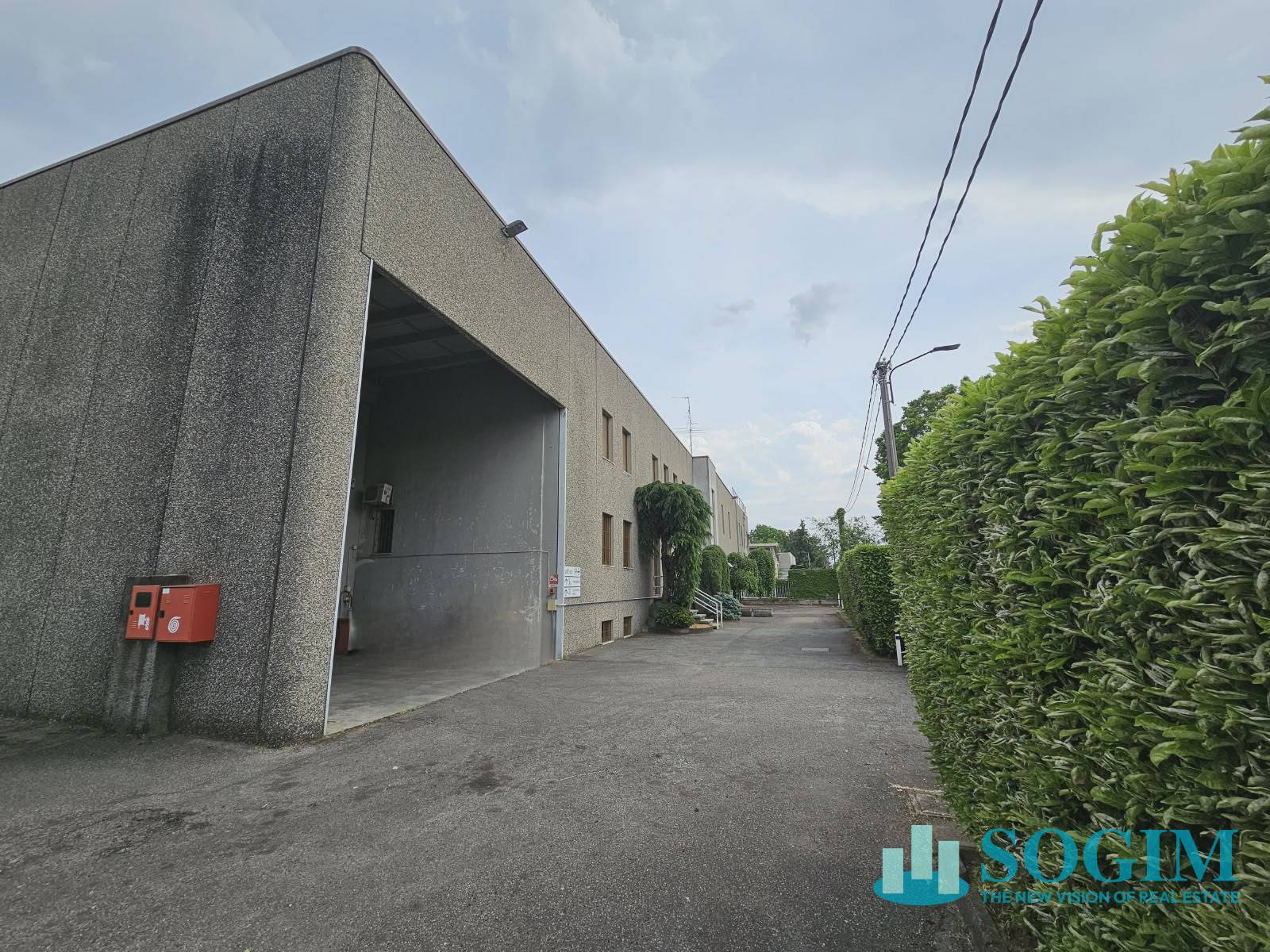 Capannone in Vendita