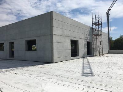 Capannone in Affitto a Albavilla