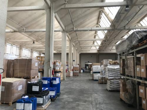 Capannone in Vendita a Cesano Maderno