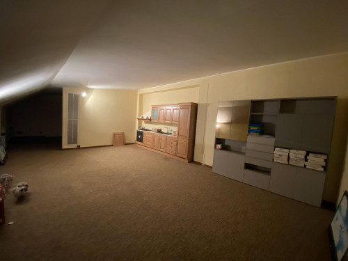 Laboratorio in Vendita a Cantù