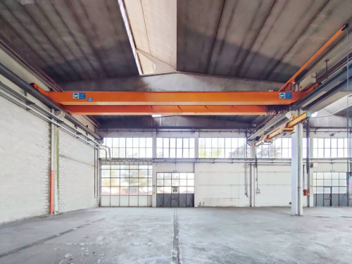 Capannone in Vendita a Pieve Emanuele