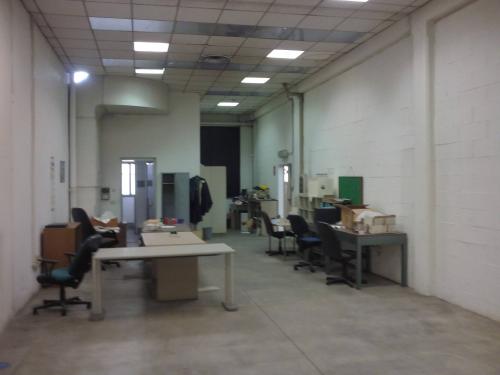 Deposito/Magazzino in Affitto a Settimo Milanese