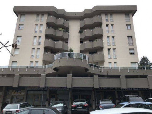 Ufficio in Affitto a Cantù