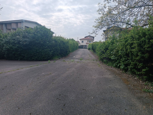 Terreno residenziale in Vendita a Olgiate Comasco