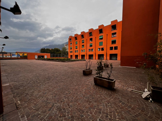 Negozio in Vendita a Como