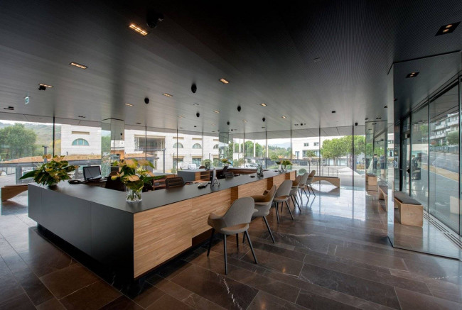 Immobile commerciale in Affitto a Figino Serenza