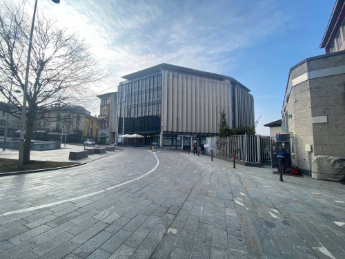 Ufficio in Affitto a Cantù