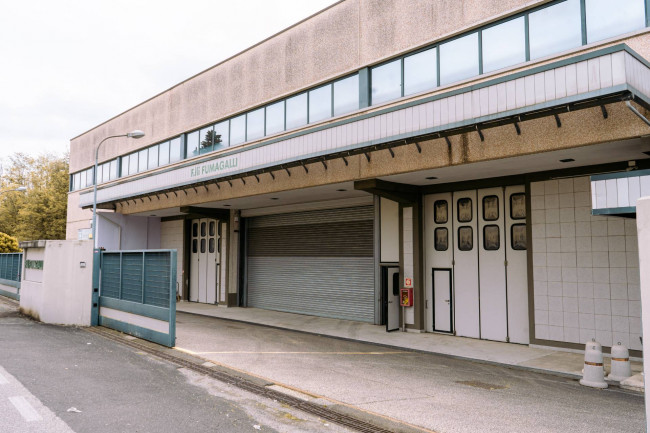 Capannone in Vendita a Olgiate Comasco