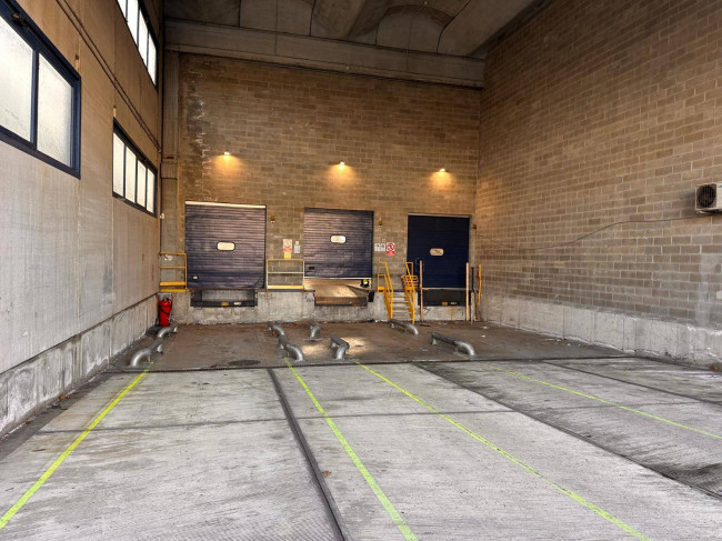 Logistica in Affitto a Legnano