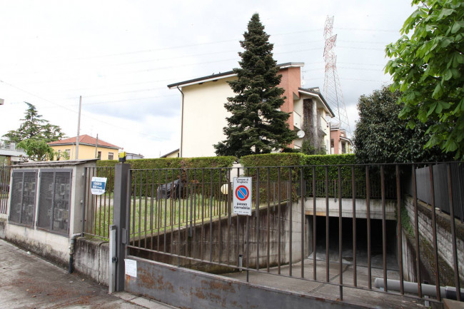 Magazzino in Vendita a Brugherio