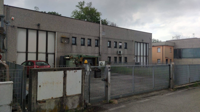 Laboratorio in Vendita a Carvico