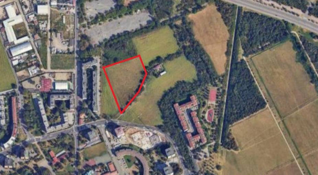 Terreno commerciale in Vendita a Milano