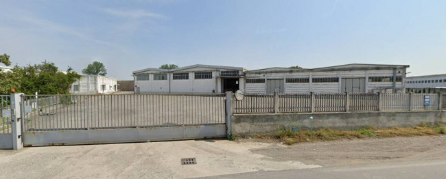 Logistica in Vendita a Casalpusterlengo