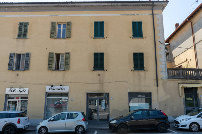Negozio in Vendita a Como