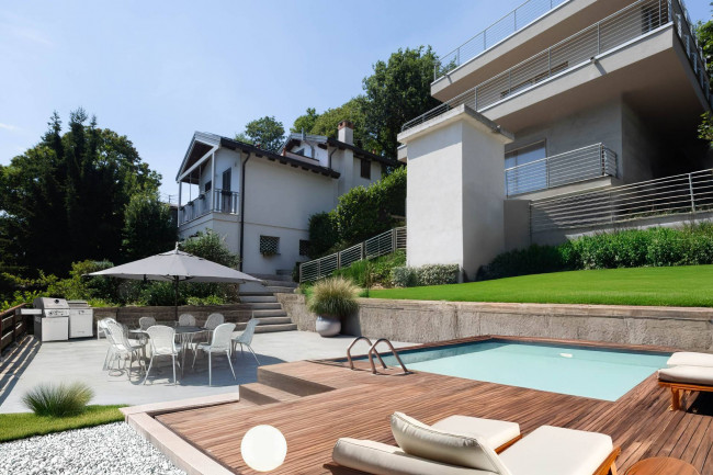 Villa in Vendita a Sirtori