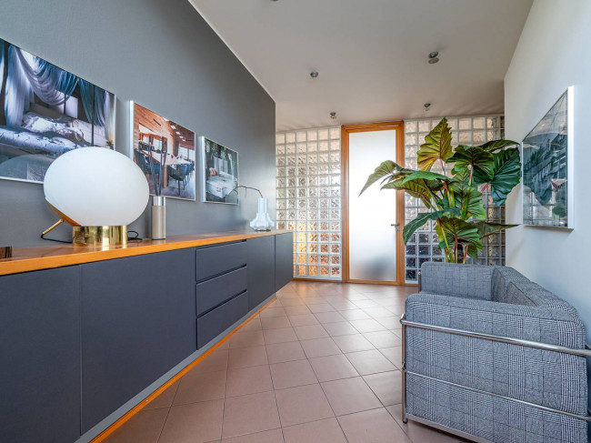 Ufficio in Affitto a Cantù