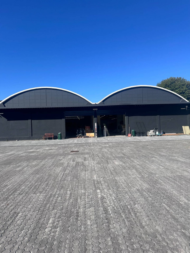 Capannone in Vendita a Giussano