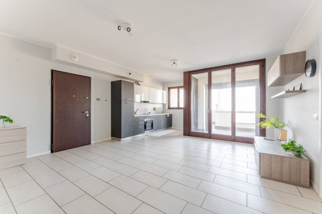 Apartment for Rent in Milano