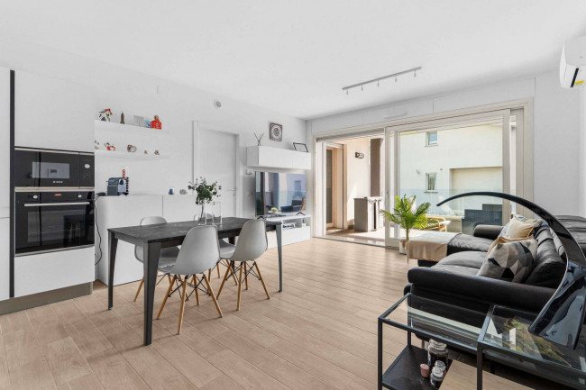 Apartment for Sale in Muggiò