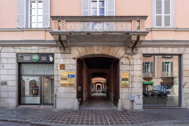 Appartamento in Vendita a Monza