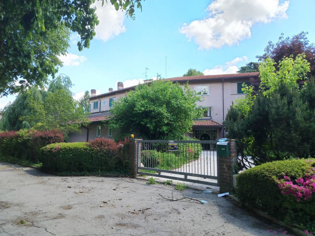 Stable for Sale in Guanzate