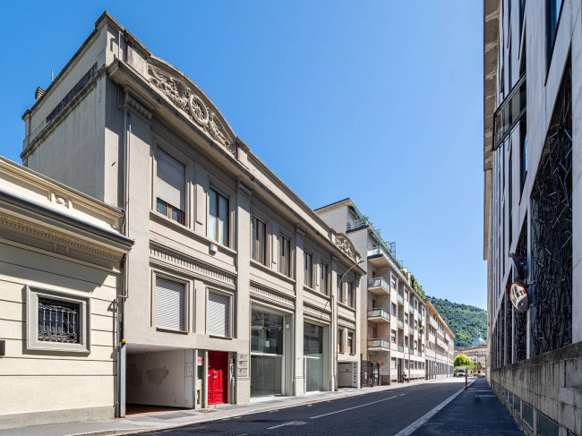 Immobile commerciale in Vendita a Como