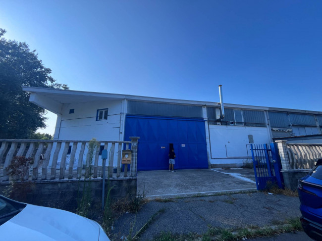 Shed for Sale in Zibido San Giacomo